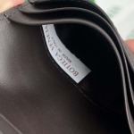 2025年7月7日入荷新作  Bottega Veneta796964    240  size10.2*8.2極品/正規品同様/人気/革/バッグ/AJ工場