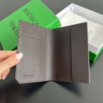 2025年7月7日入荷新作  Bottega Veneta 817398   13.3x9.5 極品/正規品同様/人気/革/バッグ/AJ工場