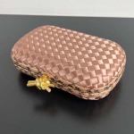 2025年7月7日入荷新作 Bottega Veneta Knot  717622  knot Logo  20x12x5.5 極品/正規品同様/人気/革/バッグ/AJ工場