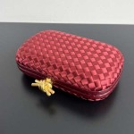 2025年7月7日入荷新作 Bottega Veneta Knot  717622  knot Logo  20x12x5.5 極品/正規品同様/人気/革/バッグ/AJ工場
