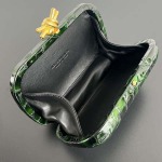 2025年7月7日入荷新作 Bottega Veneta Knot  717622 knot 20x12x5.5 極品/正規品同様/人気/革/バッグ/AJ工場