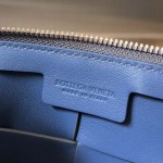 2025年7月7日入荷新作 730027  Bottega Veneta  20x15x5   極品/正規品同様/人気/革/バッグ/AJ工場