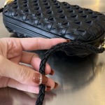 2025年7月7日入荷新作  Bottega Veneta Knot 717623  knotLogo  20x12x5.5   極品/正規品同様/人気/革/バッグ/AJ工場