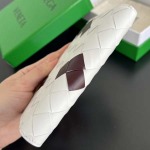 2025年7月7日入荷新作 Bottega Veneta  749940  10  14.5x9.5 極品/正規品同様/人気/革/バッグ/AJ工場