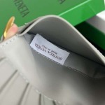 2025年7月7日入荷新作 Bottega Veneta  749940  10  14.5x9.5 極品/正規品同様/人気/革/バッグ/AJ工場