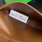 2025年7月7日入荷新作 Bottega Veneta  749940  10  14.5x9.5 極品/正規品同様/人気/革/バッグ/AJ工場