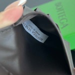 2025年7月7日入荷新作  Bottega Veneta796966  280  Size9.5*11 極品/正規品同様/人気/革/バッグ/AJ工場