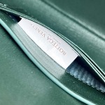 2025年7月7日入荷新作 Bottega Veneta    Clutch    741511   SIZE:31x13x3 極品/正規品同様/人気/革/バッグ/AJ工場