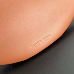 2025年7月8日入荷新作#Bottega Veneta   2023  799522  30x26x2   極品/正規品同様/人気/革/バッグ/AJ工場