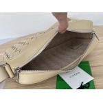 2025年7月8日入荷新作B2022710048   24.5x15x6   極品/正規品同様/人気/革/バッグ/AJ工場