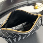 2025年7月8日入荷新作#Bottega Veneta   Wallace 815395   22x13x9.5 極品/正規品同様/人気/革/バッグ/AJ工場