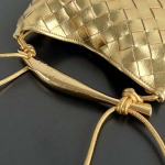 2025年7月9日入荷新作#Bottega Veneta  SARDINE  744267  20x12x2.5 極品/正規品同様/人気/革/バッグ/AJ工場