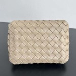 2025年7月9日入荷新作#Bottega Veneta  817175  Size21X17X16.5cm 極品/正規品同様/人気/革/バッグ/AJ工場