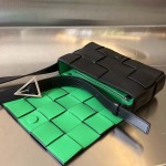 2025年7月9日入荷新作#Bottega Veneta  CASSETTE  Urban leather  size23x15極品/正規品同様/人気/革/バッグ/AJ工場