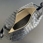 2025年7月9日入荷新作#Bottega Veneta  Loop 796619  Loop  loop  38x18.5x20 P極品/正規品同様/人気/革/バッグ/AJ工場