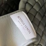 2025年7月9日入荷新作#Bottega Veneta Mini COBBLE  762711  intrecciato 19x17x6 極品/正規品同様/人気/革/バッグ/AJ工場