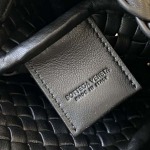 2025年7月9日入荷新作#Bottega Veneta Mini COBBLE  762711  intrecciato 19x17x6 極品/正規品同様/人気/革/バッグ/AJ工場