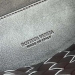 2025年7月9日入荷新作#Bottega Veneta Andiamo810213 knot   25x22x10  極品/正規品同様/人気/革/バッグ/AJ工場