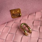 2025年7月9日入荷新作#Bottega Veneta Ciao Ciao 826195  Ciao Ciao Silky Calf. Ciao Ciao  42x32x15  極品/正規品同様/人気/革/バッグ/AJ工場