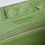 2025年7月9日入荷新作#Bottega Veneta 2023Andiamo   743572      :32.5x24x12    極品/正規品同様/人気/革/バッグ/AJ工場