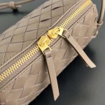 2025年7月9日入荷新作#Bottega VenetaConcert  ouch  794258    lntrecciato   18.5*11.5*8.5   極品/正規品同様/人気/革/バッグ/AJ工場