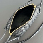 2025年7月9日入荷新作#Bottega VenetaConcert  ouch  794258    lntrecciato   18.5*11.5*8.5   極品/正規品同様/人気/革/バッグ/AJ工場