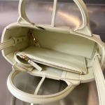 2025年7月9日入荷新作#Bottega Veneta   20x13x7特価/人気/革/バッグ/AJ工場