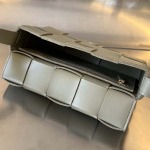 2025年7月9日入荷新作#Bottega Veneta   23x15x6特価/人気/革/バッグ/AJ工場