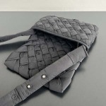 2025年7月9日入荷新作#Bottega Veneta   21x14x5特価/人気/革/バッグ/AJ工場