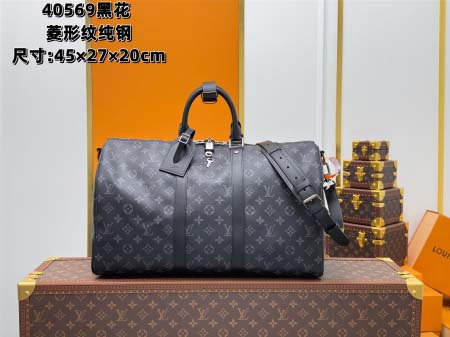 2025年7月10日入荷新作M40569  45x27x20...