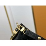 2025年7月10日入荷新作M83301 Liv pochetteMonogram Empreinte  24.5 x 13.5 x 6.5極品/正規品同様/人気/革/バッグルイヴィトン/CX工場