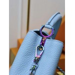 2025年7月10日入荷新作M22606 CAPUCINES   Capucines B andLVTaurillon  21x14x8極品/正規品同様/人気/革/バッグルイヴィトン/CX工場