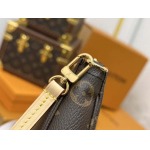 2025年7月10日入荷新作M40712  21 x 13 x 3 cm極品/正規品同様/人気/革/バッグルイヴィトン/CX工場