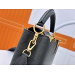 2025年7月10日入荷新作M56669   CapucinesMiniMonogram CAPUCINES mini  21.014.08.0cm極品/正規品同様/人気/革/バッグルイヴィトン/CX工場