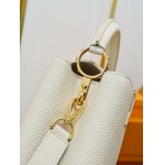 2025年7月10日入荷新作CAPUCINES BB  M24728  Capucines 27x17.3x9極品/正規品同様/人気/革/バッグルイヴィトン/CX工場