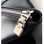 2025年7月10日入荷新作GANTIGONA LOCK SOFT 4G LOGO   size44*34*7極品/正規品同様/人気/革/バッグジバンシー/CX工場