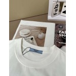 2025年7月10日入荷新作Prada半袖Tシャツ 高级品超厳選★入手困難/誕生日プレゼント/SUS工場XS-L