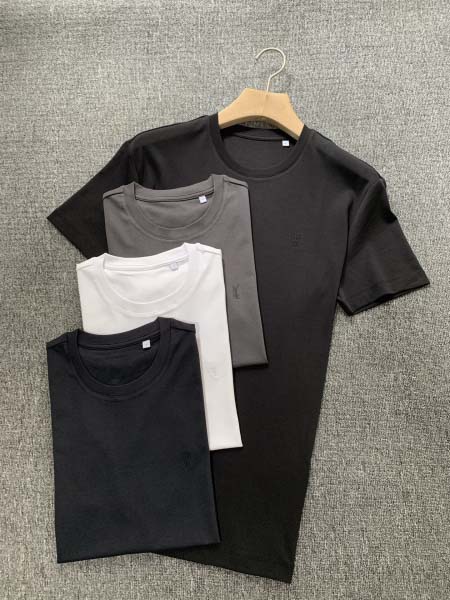 2025年7月16日入荷新作YSL半袖Tシャツ 高级品/ビジ...