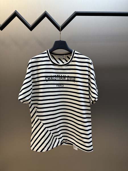 2025年7月30日入荷新作Dior半袖 tシャツ高品質人気...