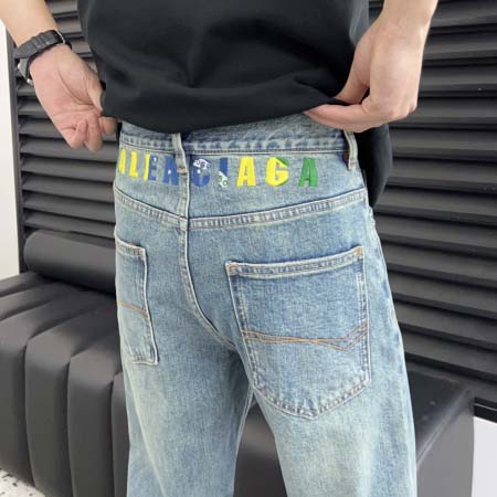 2025年8月2日入荷新作BALENCIAGAジーパン人気/【极品】/DW工場