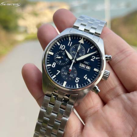 2025年8月4日入荷新作IWC腕時計極上の品質人気商品 /GTR工場