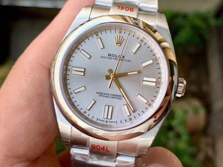 2025年8月4日入荷新作ROLEX腕時計極上の品質人気商品 /GTR工場