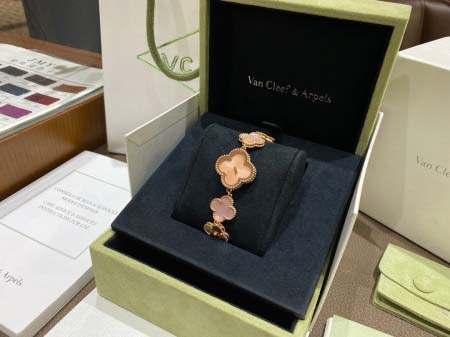 2025年8月4日入荷新作Van Cleef & Arpels 極上の品質人気商品 /GTR工場