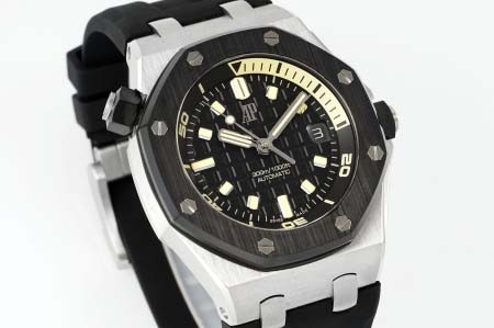 2025年8月4日入荷新作Audemars Piguet腕時計極上の品質人気商品 /GTR工場