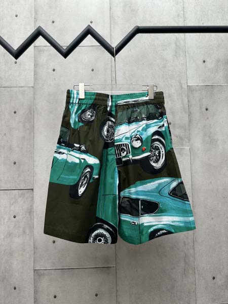 2025年8月6日入荷新作Burberry半ズボン人気商品/DW工場