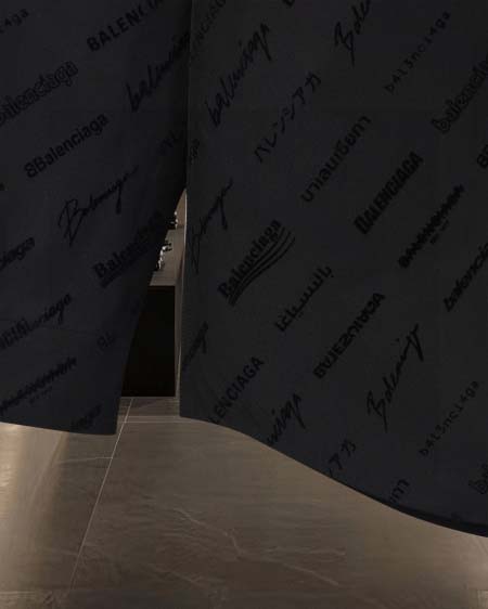 2025年8月6日入荷新作BALENCIAGAシャツ人気商品/DW工場