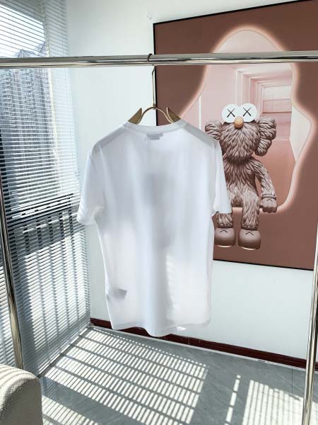 2025年8月6日入荷新作Versace半袖 tシャツ人気商品/DW工場