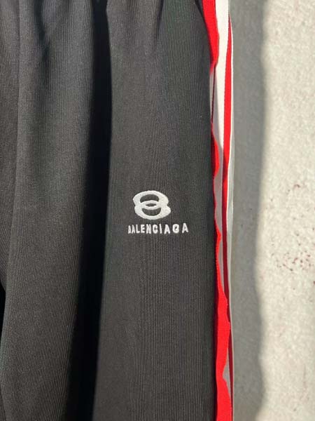 2025年8月6日入荷新作BALENCIAGAズボン原版復刻人気で【极品】/正規品と同じサイズ/DW工場Size：1-2-3-4
