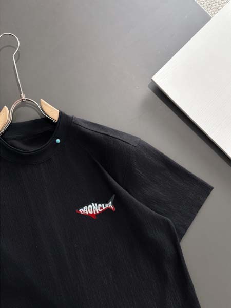 2025年8月10日入荷新作Moncler半袖 tシャツ人気商品