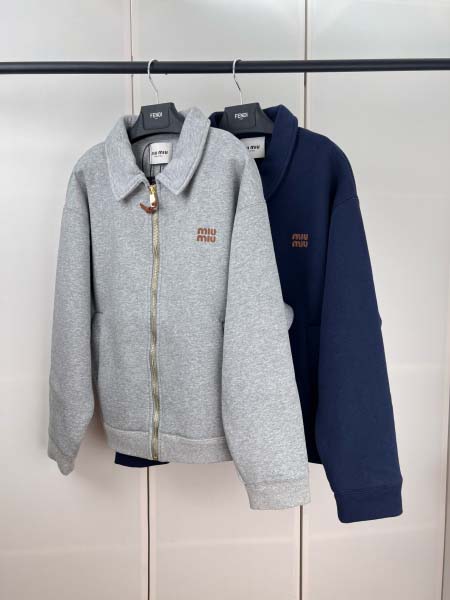 2025年8月14日入荷新作Miumiuジャケット人気商品/DW工場